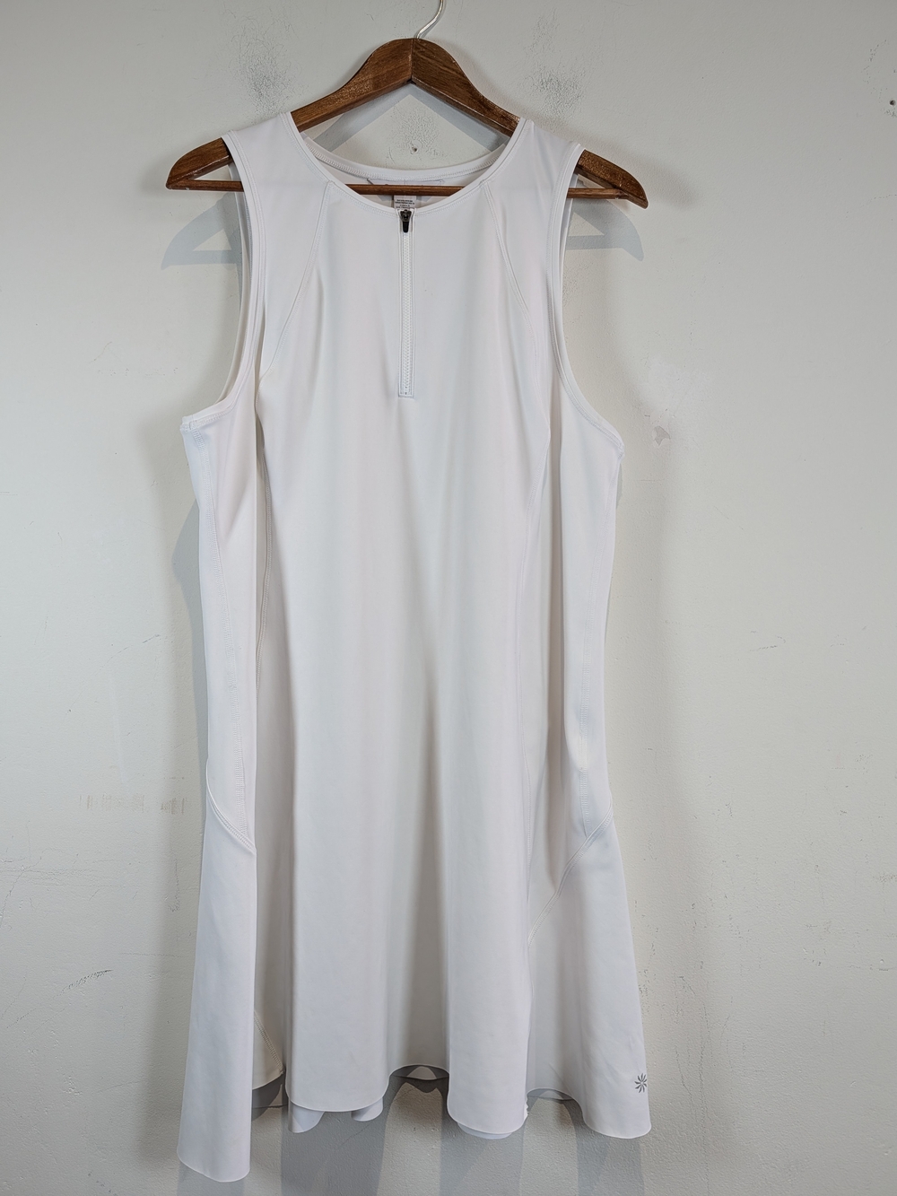 Athleta White Sleeveless Ace Tennis Dress with Front Zip, Size XL - Picture 2 of 7